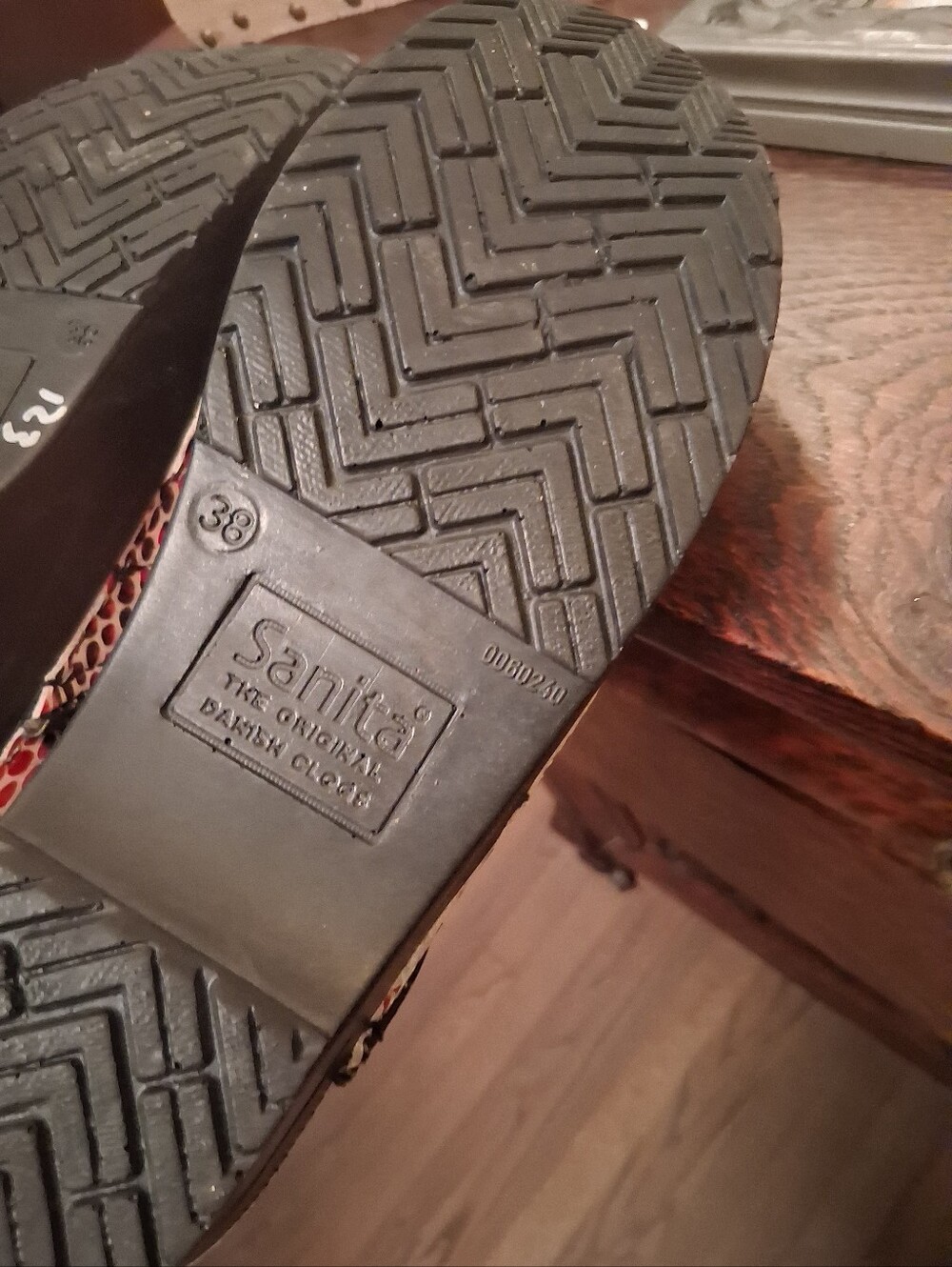 Shoes - Picture 4 of 10